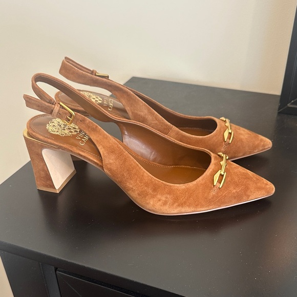 Vince Camuto Hamden Pointed Toe Slingback Heels - Picture 3 of 9